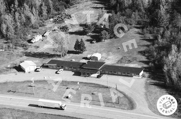 Three Lakes Motel - 1993 Aerial